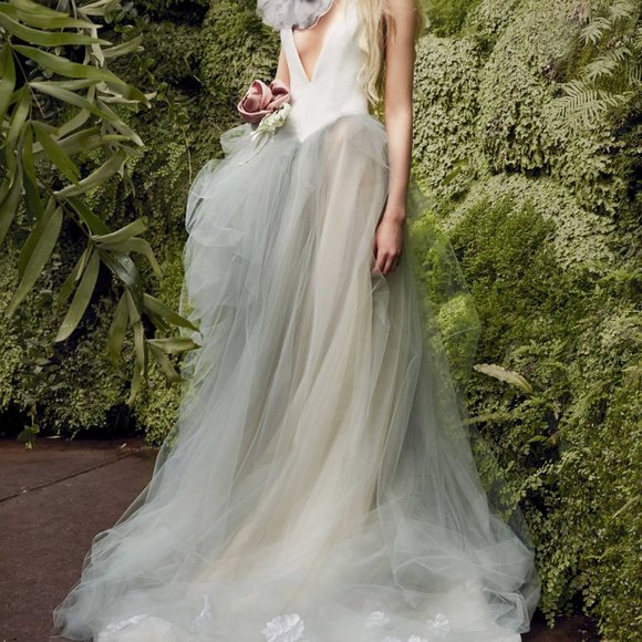 Vera Wang | Dresses | Vera Wang Wedding Gown | Poshmark